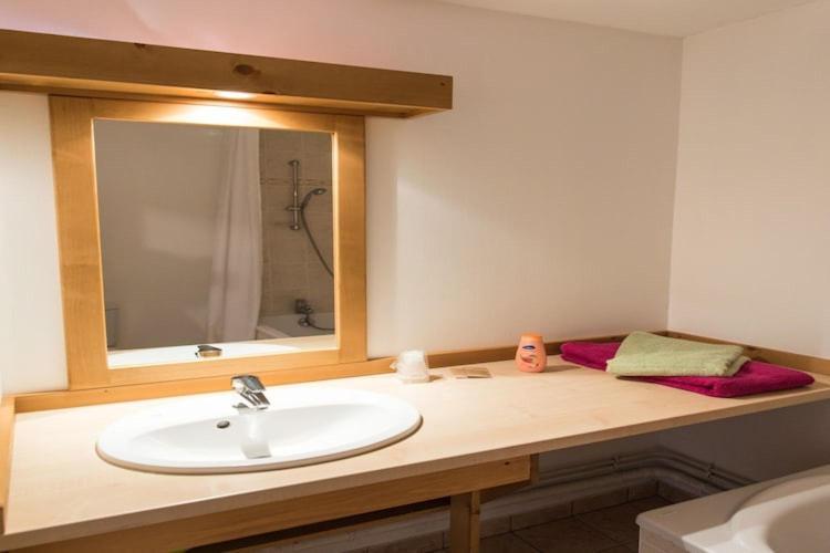 Great Apartment In Near Lake Annecy Giez Exterior foto
